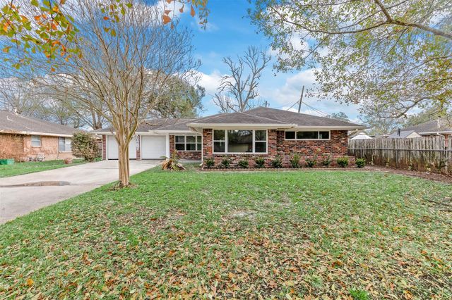 10615 Clematis Lane, Houston, TX 77035