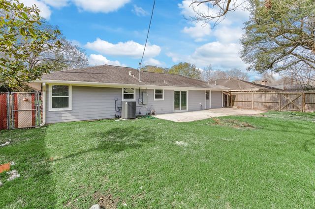 10615 Clematis Lane, Houston, TX 77035