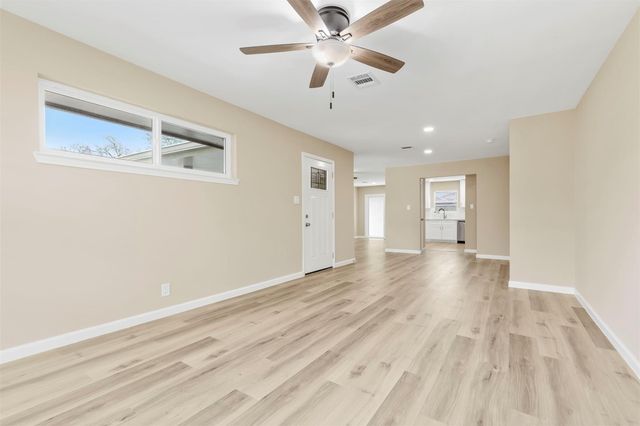 10615 Clematis Lane, Houston, TX 77035