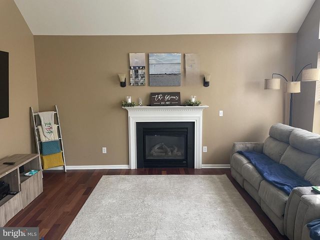 140 MAGNOLIA DR, Pennsville, NJ 08070