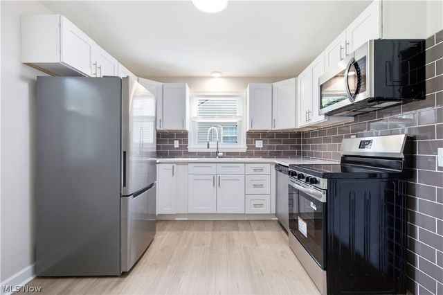 2311 N Jefferson Boulevard, Lorain, OH 44052