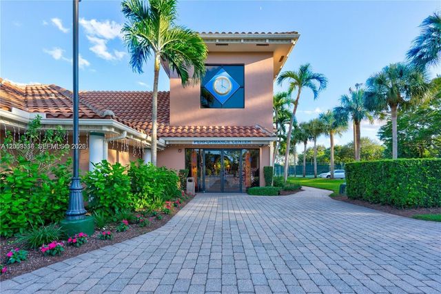 112 Caribe Court, Greenacres, FL 33413