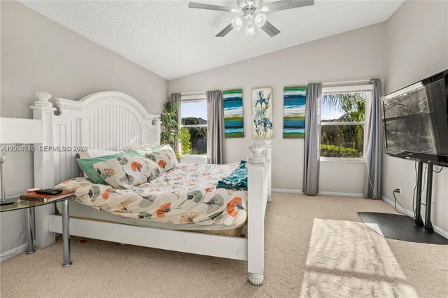 112 Caribe Court, Greenacres, FL 33413