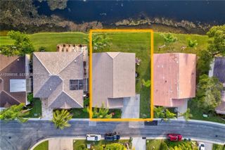 112 Caribe Court, Greenacres, FL 33413