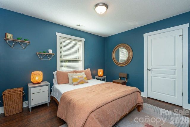 43 Flynn Branch Road, Asheville, NC 28804