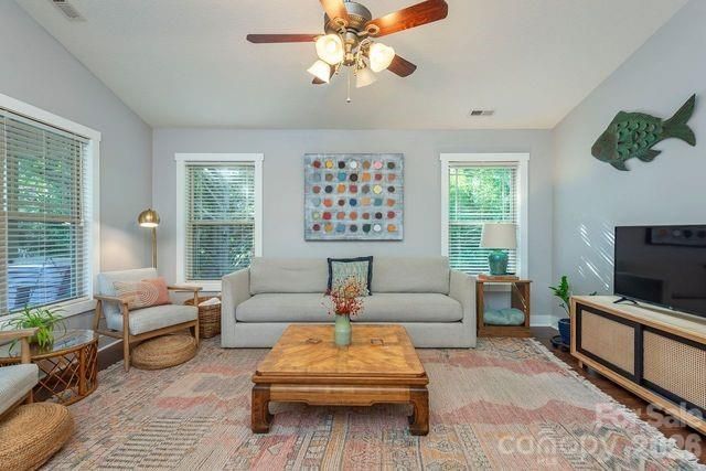 43 Flynn Branch Road, Asheville, NC 28804