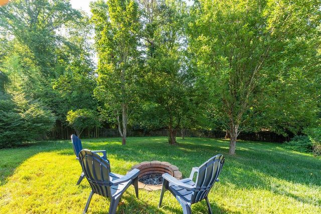43 Flynn Branch Road, Asheville, NC 28804