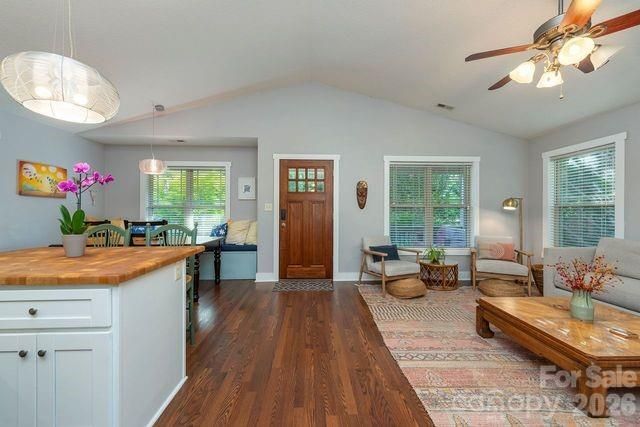 43 Flynn Branch Road, Asheville, NC 28804