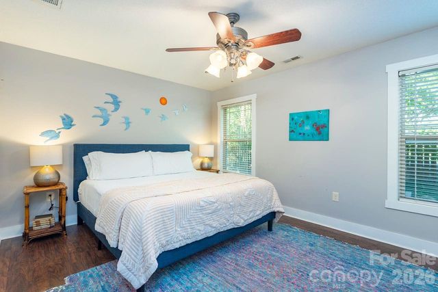 43 Flynn Branch Road, Asheville, NC 28804