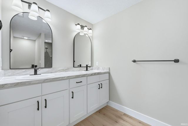 13313 Illinois Street, Grabill, IN 46741