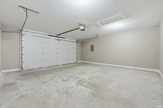 13313 Illinois Street, Grabill, IN 46741