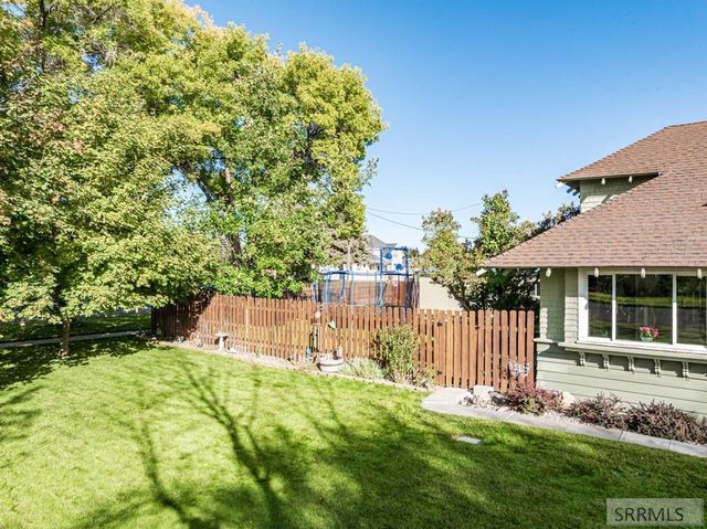 285 W Center Street, Shelley, ID 83274