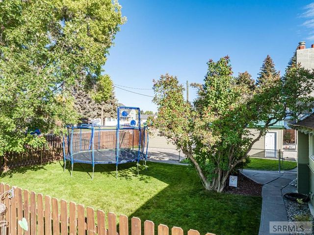 285 W Center Street, Shelley, ID 83274