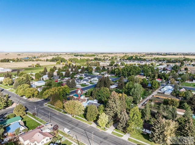 285 W Center Street, Shelley, ID 83274