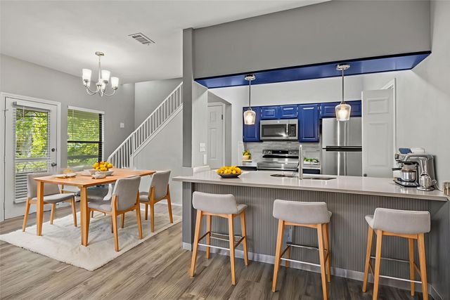 7340 Skillman Street 902, Dallas, TX 75231