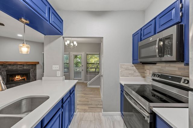 7340 Skillman Street 902, Dallas, TX 75231