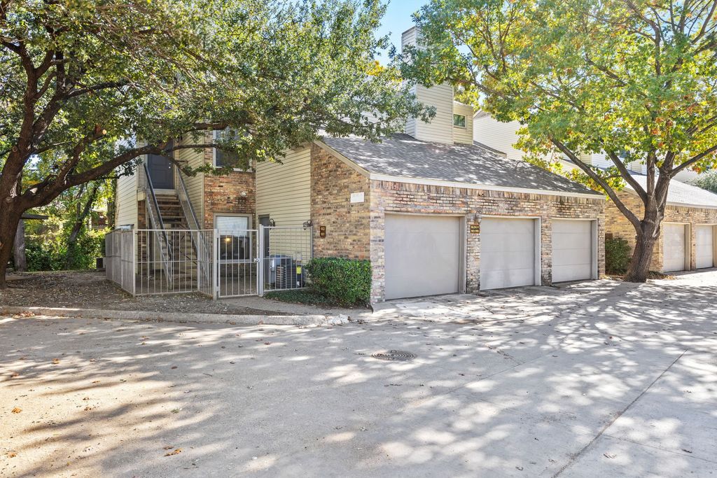 7340 Skillman Street 902, Dallas, TX 75231