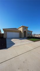 159 Squaw Valley Drive, Merced, CA 95341