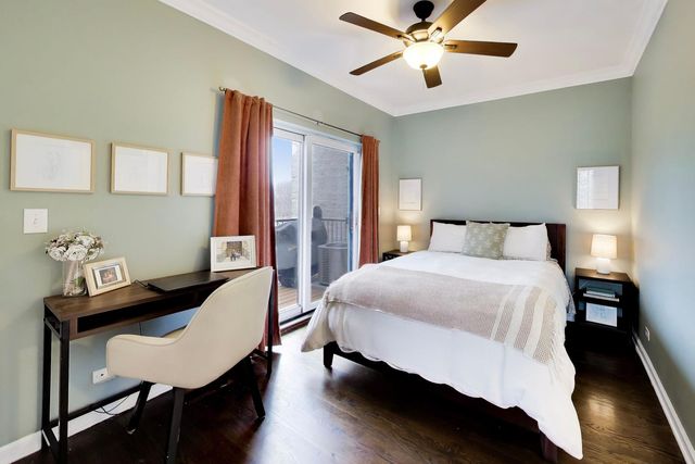 1927 W BELMONT Avenue 4, Chicago, IL 60657