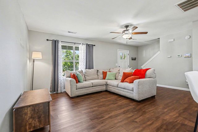 7 Diamond Hill Court, Greer, SC 29651