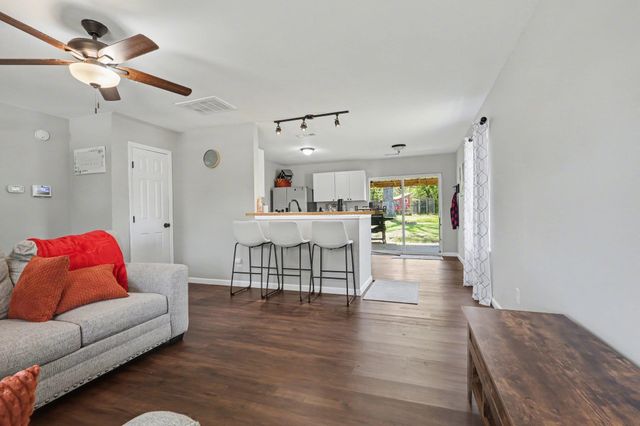 7 Diamond Hill Court, Greer, SC 29651