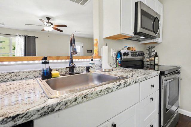 7 Diamond Hill Court, Greer, SC 29651