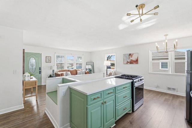 2410 W 29th St S, Wichita, KS 67217