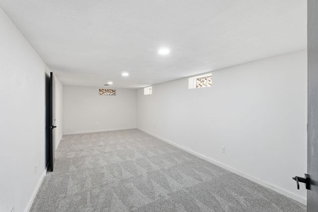 2410 W 29th St S, Wichita, KS 67217