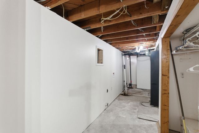 2410 W 29th St S, Wichita, KS 67217