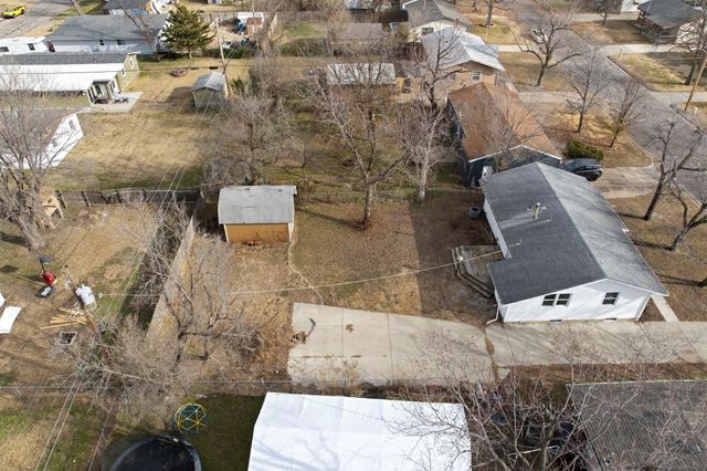 2410 W 29th St S, Wichita, KS 67217