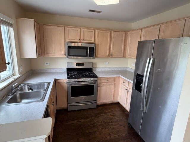 983 S Darla Court 983, Waukegan, IL 60085