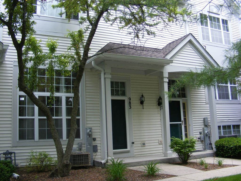 983 S Darla Court 983, Waukegan, IL 60085