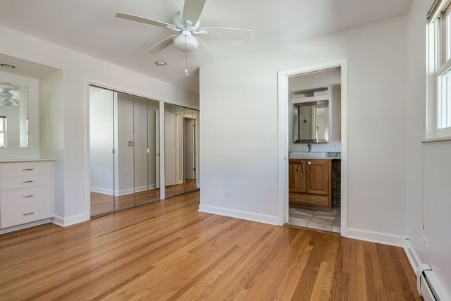 128 S Linden Avenue, Elmhurst, IL 60126