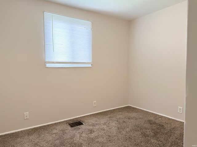 1002 Amhurst Avenue, South Bend, IN 46614
