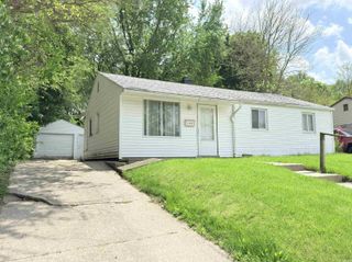 1002 Amhurst Avenue, South Bend, IN 46614