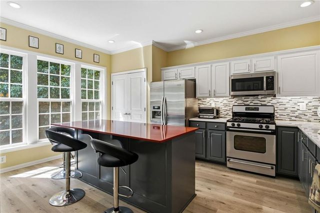 415 Beeton Court, Woodstock, GA 30188