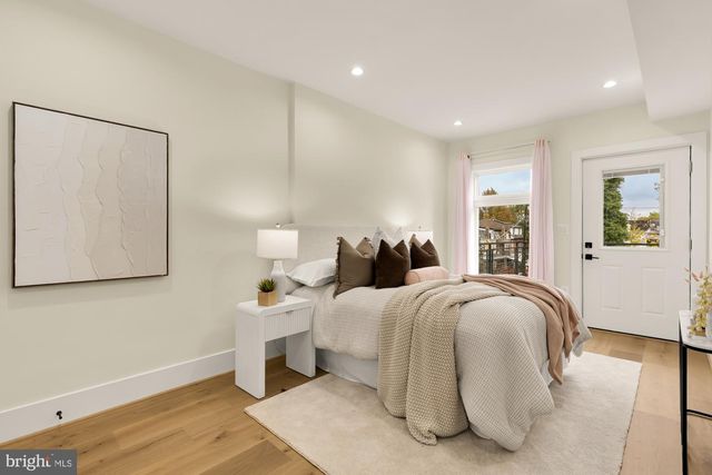 1406 BUCHANAN ST NW, Washington, DC 20011