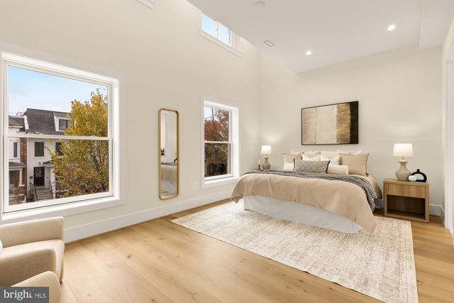 1406 BUCHANAN ST NW, Washington, DC 20011