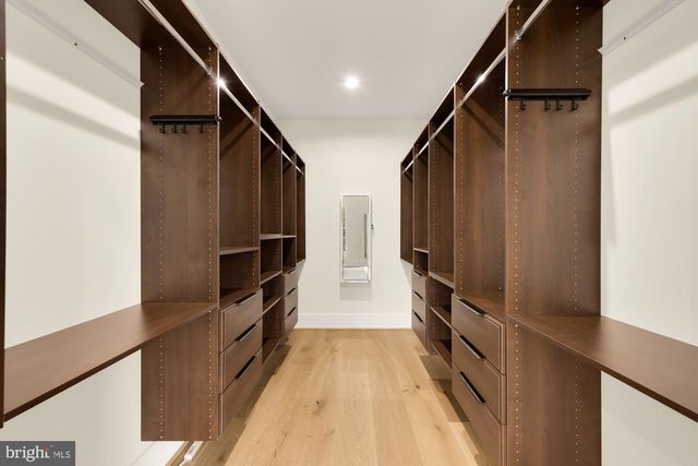 1406 BUCHANAN ST NW, Washington, DC 20011