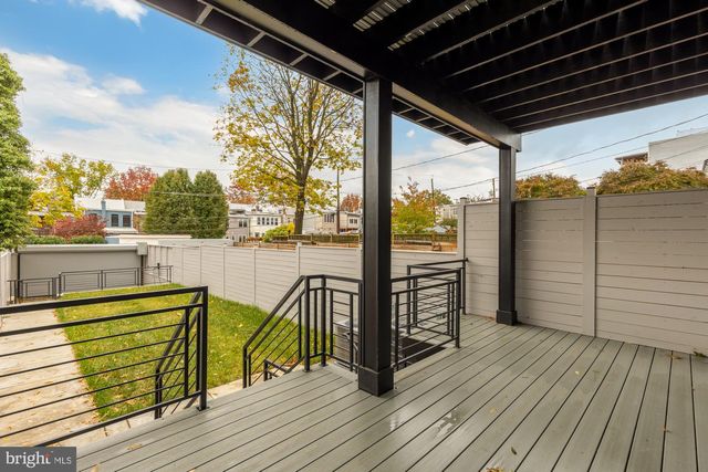 1406 BUCHANAN ST NW, Washington, DC 20011