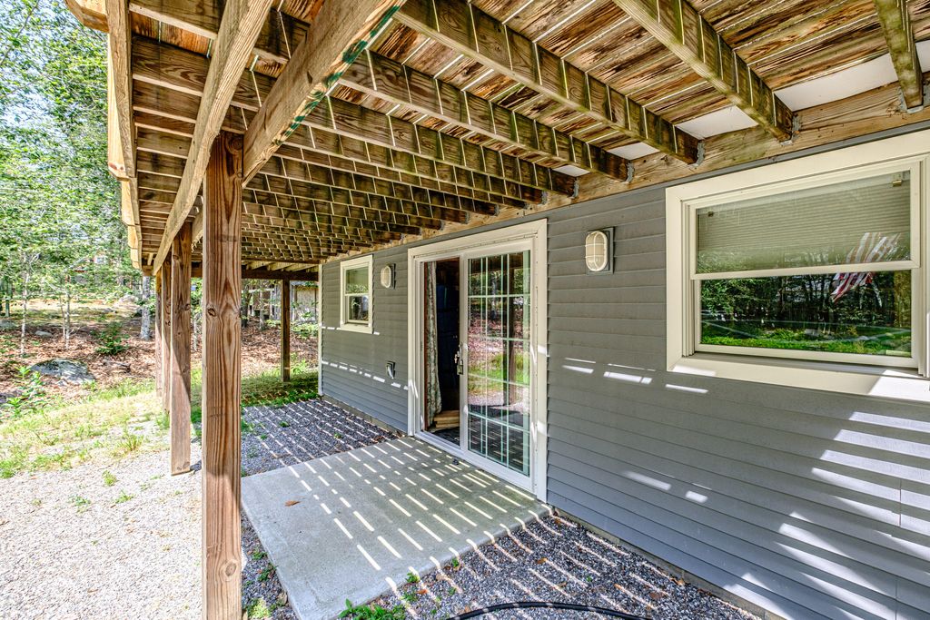 6 Blueberry Lane, Frye Island, ME 04071 — photo 5
