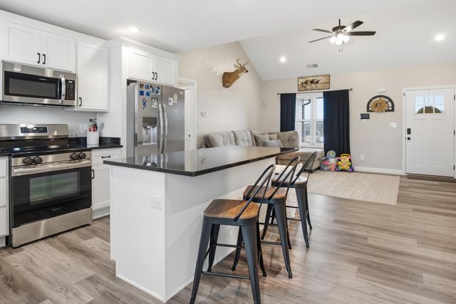 309 Pinehurst Way, Harrodsburg, KY 40330