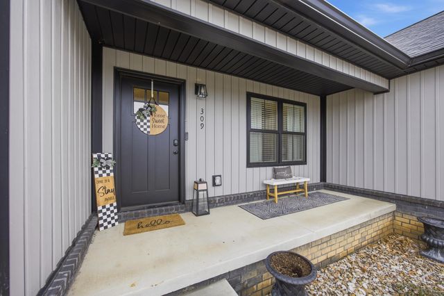 309 Pinehurst Way, Harrodsburg, KY 40330