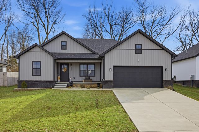 309 Pinehurst Way, Harrodsburg, KY 40330