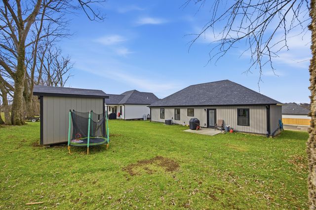 309 Pinehurst Way, Harrodsburg, KY 40330