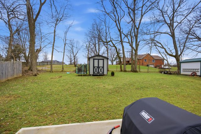 309 Pinehurst Way, Harrodsburg, KY 40330