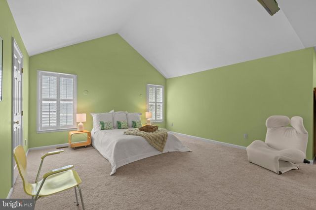 1353 WOODED KNLS, West Chester, PA 19382