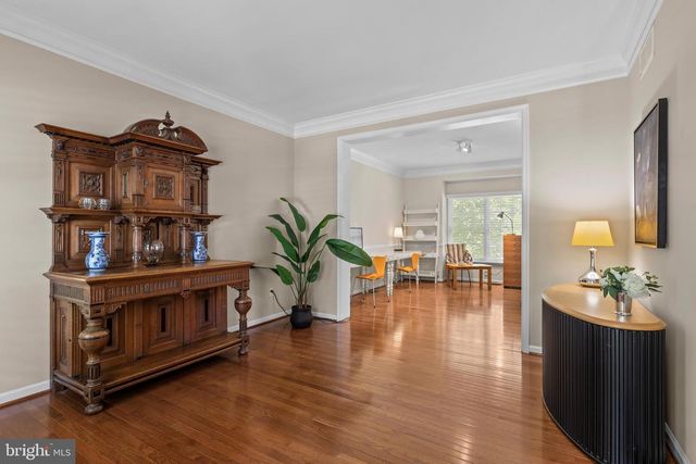 1353 WOODED KNLS, West Chester, PA 19382
