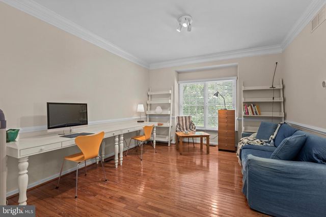 1353 WOODED KNLS, West Chester, PA 19382