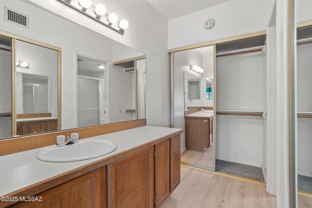 7917 E Colette Cir Unit 60, Tucson, AZ 85710